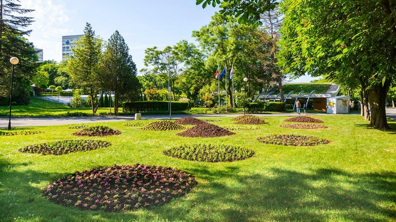 Апартамент Бриз Burgas Exterior photo
